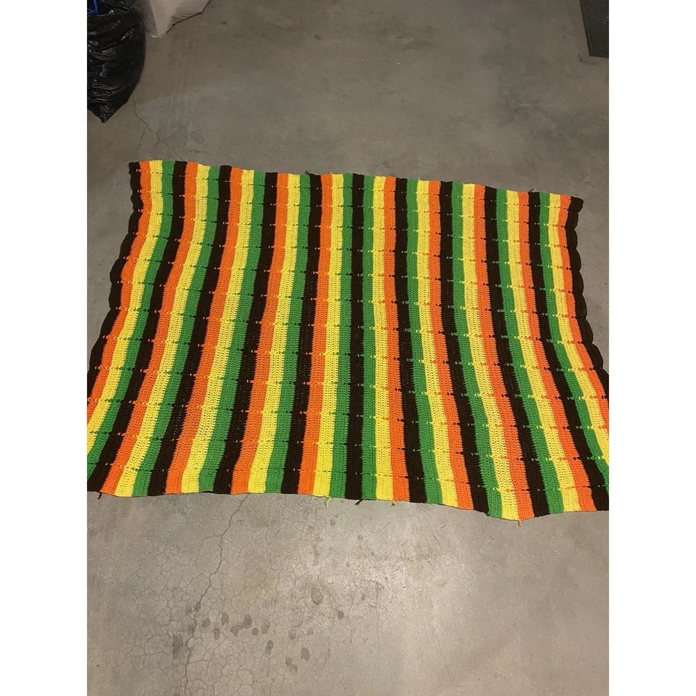 Vintage Hand-Crocheted Afghan Blanket 80